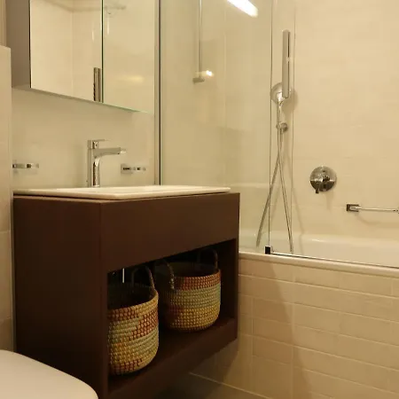 Dents Rousses B4 By Interhome