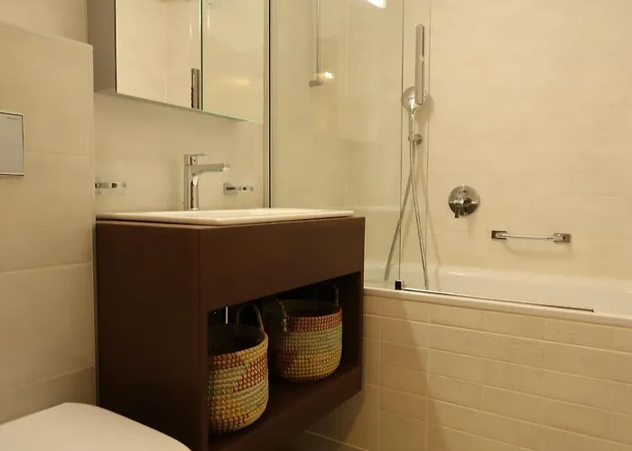 Dents Rousses B4 By Interhome